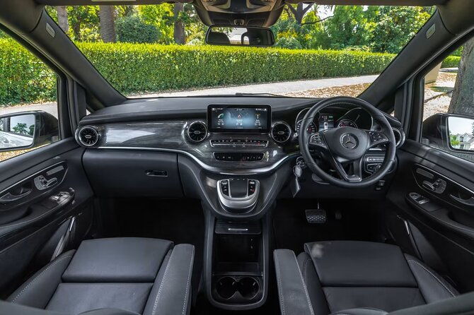 departure-private-transfer-from-bergen-city-to-bergen-airport-bgo-by-minivan