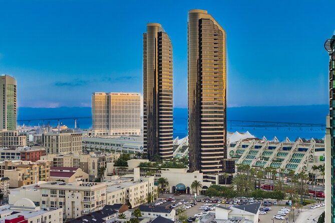 departure-private-transfer-san-diego-to-san-diego-airport-san-in-luxury-suv