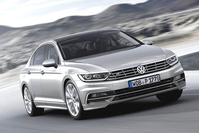 departure-transfer-from-barcelona-to-airport-bcn-in-private-car-van