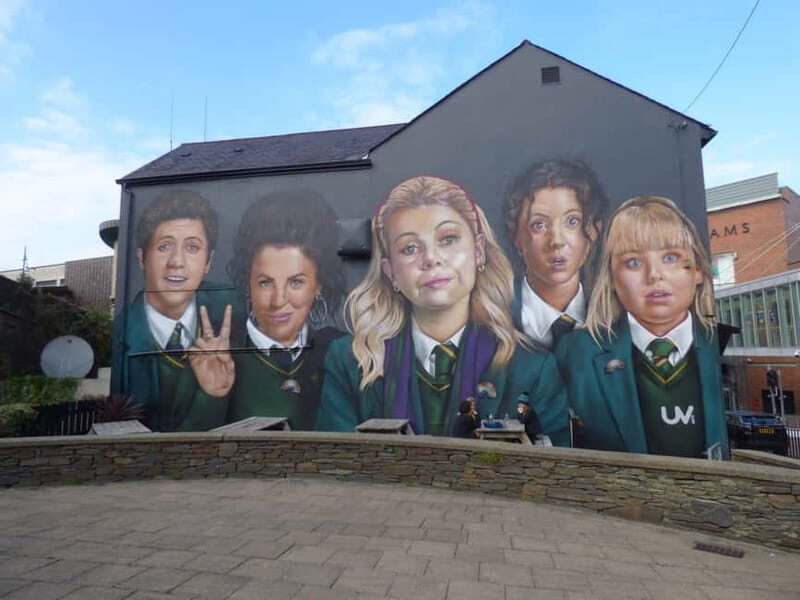 Derry: Derry Girls TV Show Filming Locations Tour - Key Points