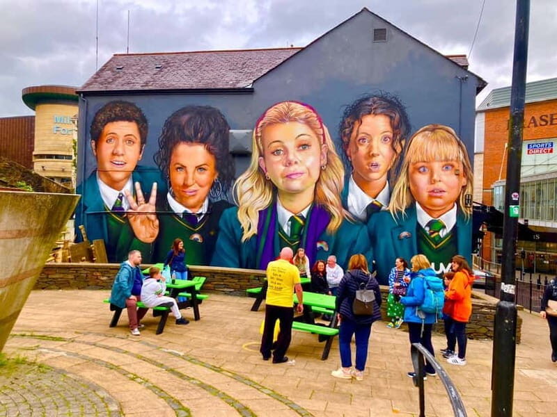 Derry: Guided Derry Girls TV Show Public Tour - Key Points