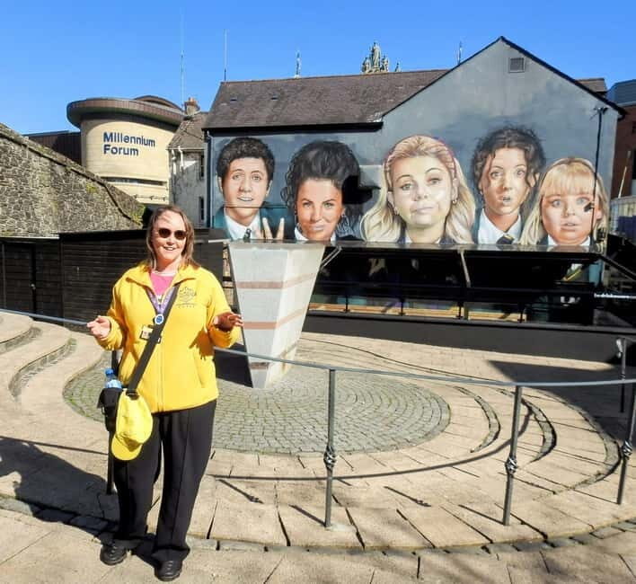 Derry: Guided Derry Girls TV Show Public Tour - Exploring Derry Through the Lens of Derry Girls