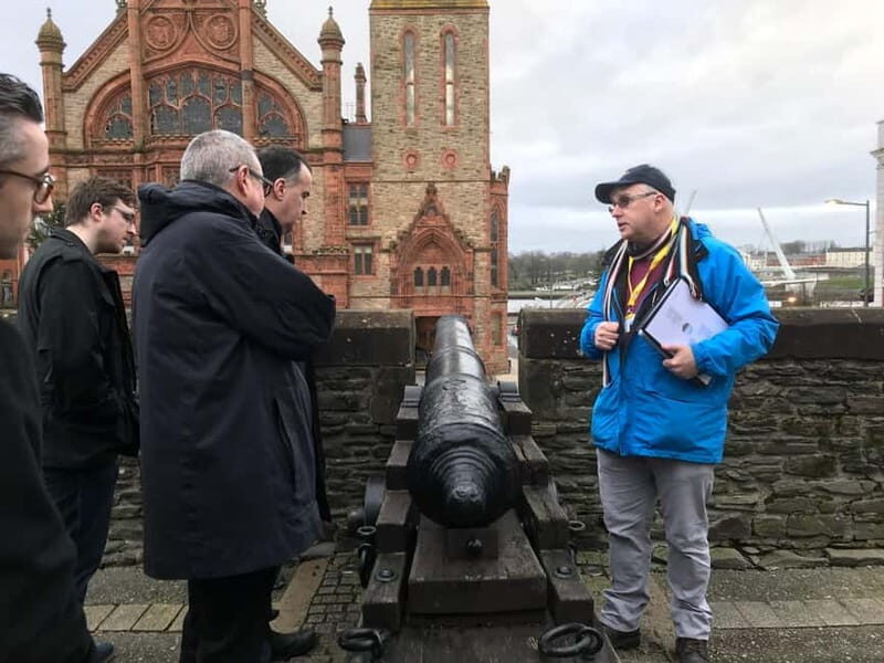 Derry/Londonderry: City Walls History Walking Experiences - Key Points