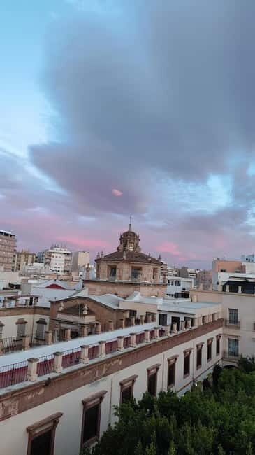 Descubriendo Almería: Un Viaje por la Historia y la Cultura - Key Points