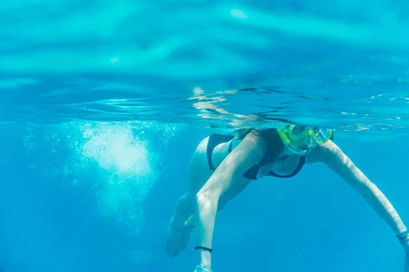 Desde Corralejo: Lobos Island Ferry with Optional Transfer - Diving into the Itinerary