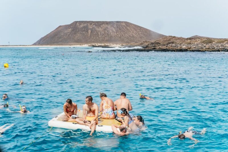 Desde Corralejo: Lobos Island Ferry with Optional Transfer - FAQ