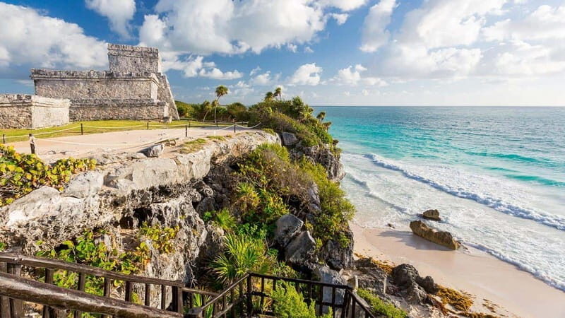 Desde Mérida: Tulum & Laguna de Kaan Luum - Exploring Playa Paraíso: Soft Sand and Serenity