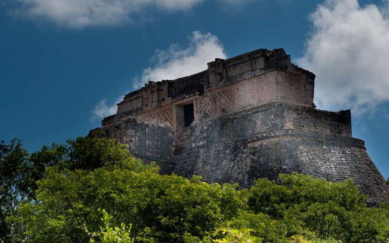 Desde Merida: Uxmal and Hacienda Mucuyché Full-Day Tour - Savoring Yucatecan Cuisine