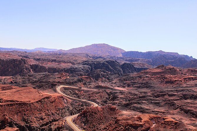 Desert Family Fun: Traditional Bread and Jeep Tour - Transportation & Group Size