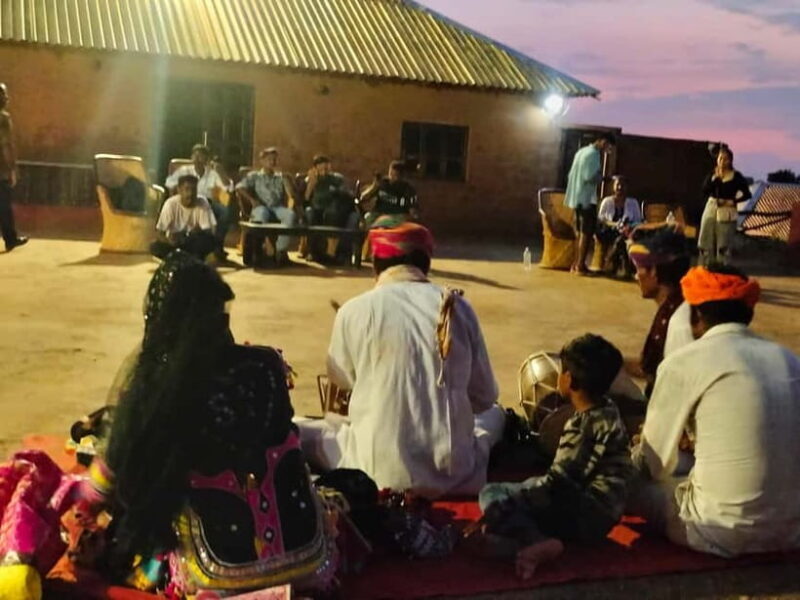 DESERT SAFARI CAMP OSIAN : Jeep & Camel safari - Key Points