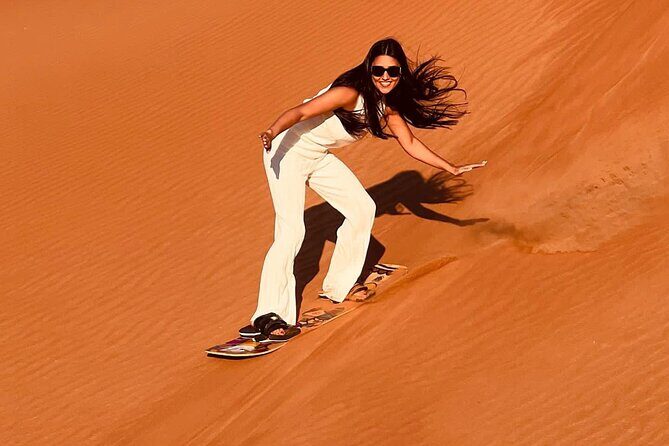 Desert Safari Dubai Red Dunes Safari With Live BBQ Buffet Dinner - An In-Depth Look at the Dubai Red Dunes Safari Experience