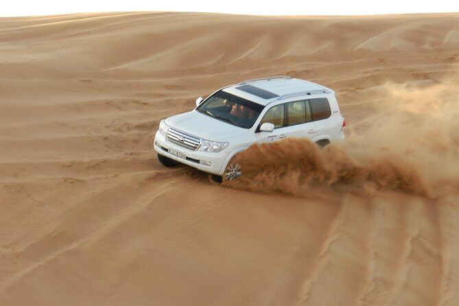 Desert Safari in Dubai Red Dunes with BBQ VEG Dinner - Key Points