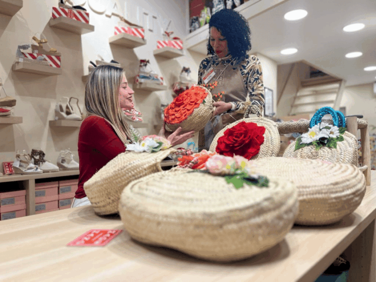 design-and-craft-a-raffia-bag-in-barcelona-2