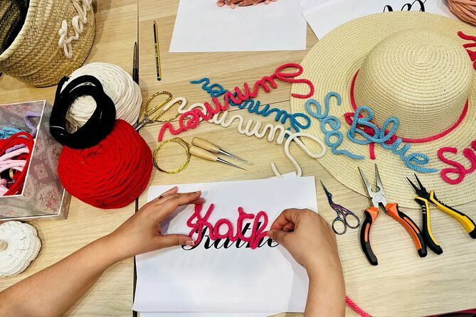 design-and-craft-a-raffia-bag-in-barcelona