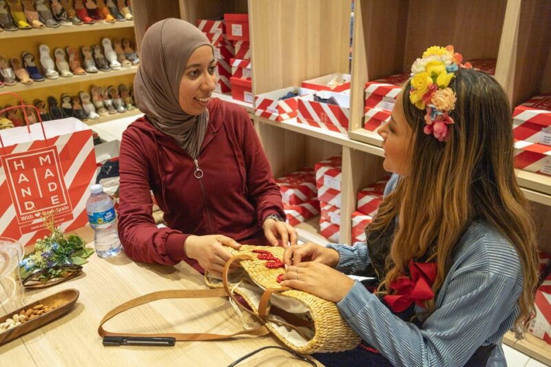 design-and-craft-a-raffia-bag-in-valencia