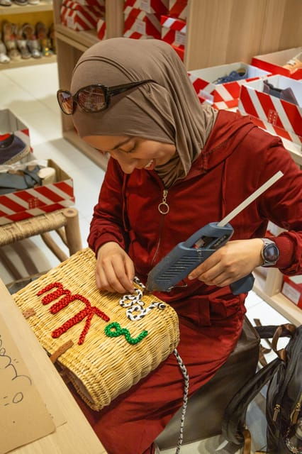 design-and-craft-a-raffia-bag-in-valencia