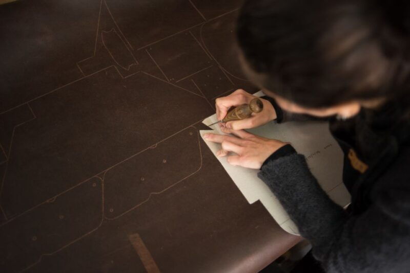 design-and-craft-with-leather-in-palermo