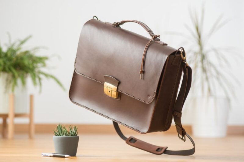 design-and-craft-with-leather-in-palermo