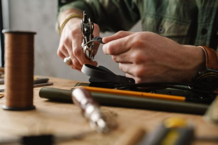 design-and-craft-with-leather-in-palermo
