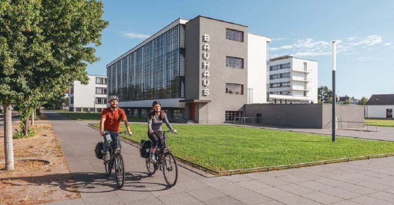 dessau-bauhaus-buildings-cycling-tour