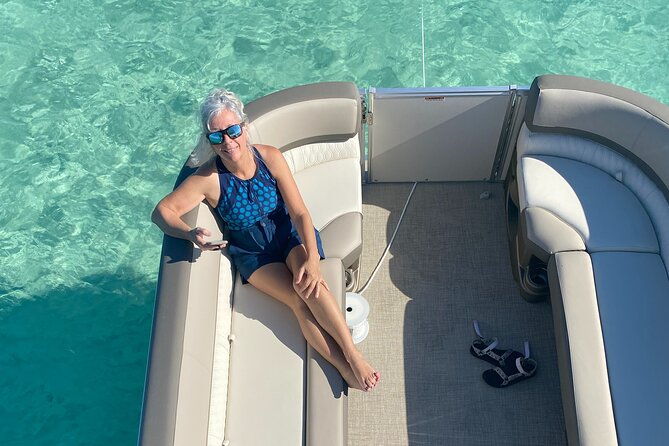 destin-private-chartered-slide-pontoon-boat-up-to-6-guests