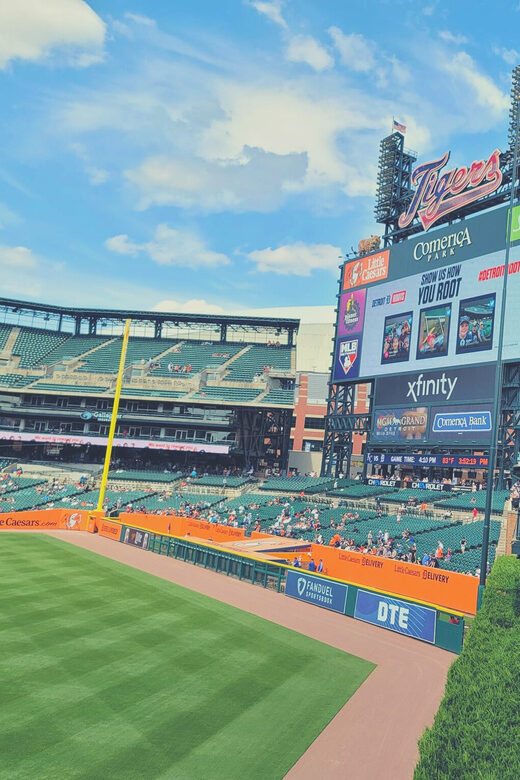 Detroit: Detroit Tigers Baseball Game at Comerica Park - A Deep Dive into the Comerica Park Experience