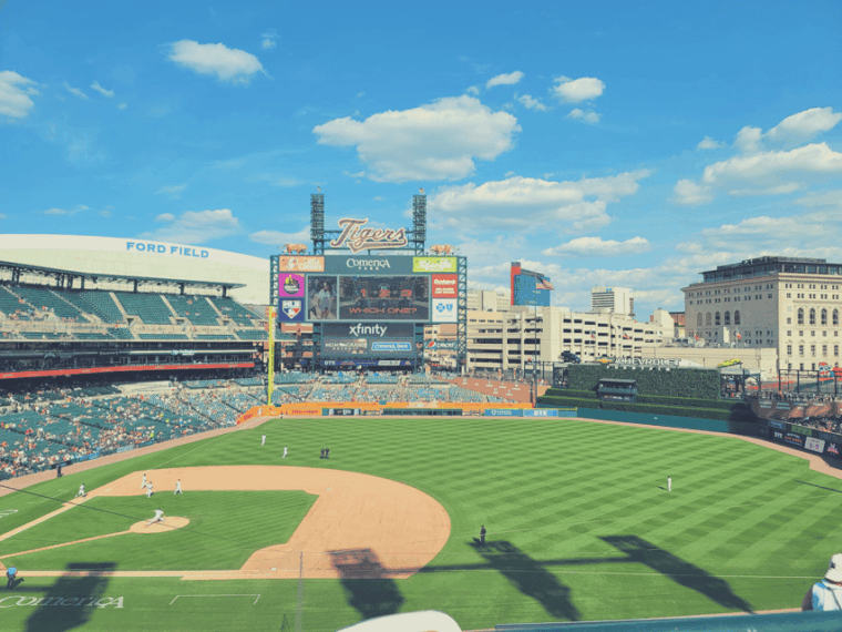 detroit-detroit-tigers-baseball-game-at-comerica-park