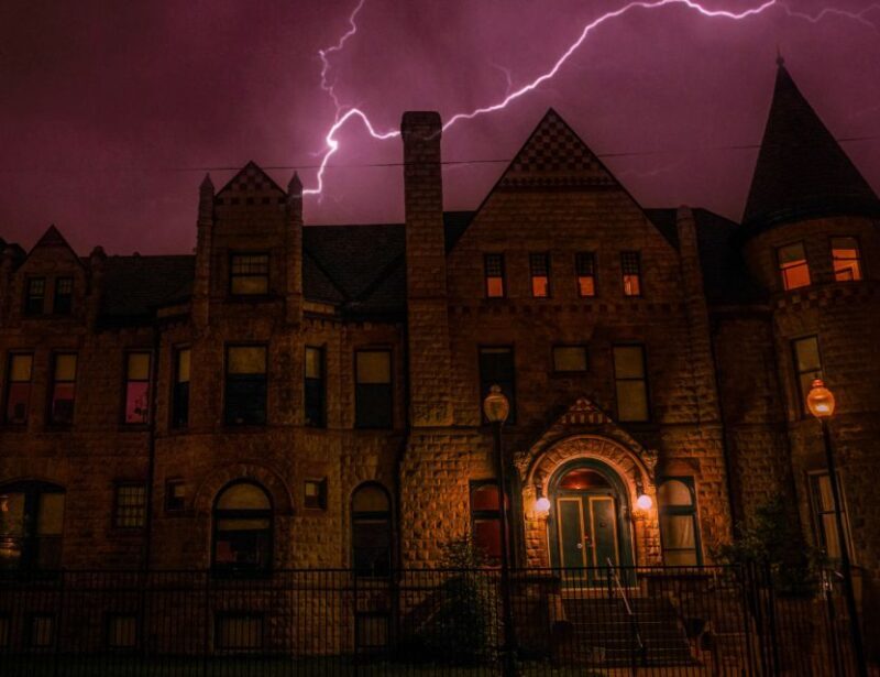 Detroit: Ghosts and Spirits Haunted Walking Tour - What Makes This Tour Stand Out?
