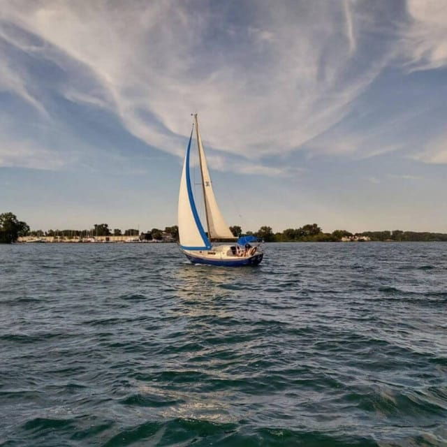 detroit-sailing-tour-on-the-detroit-river
