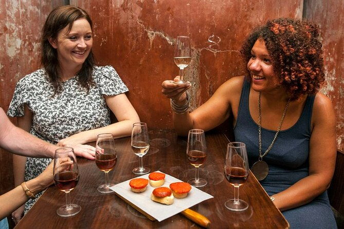 devour-seville-tapas-wine-history-small-group-tour