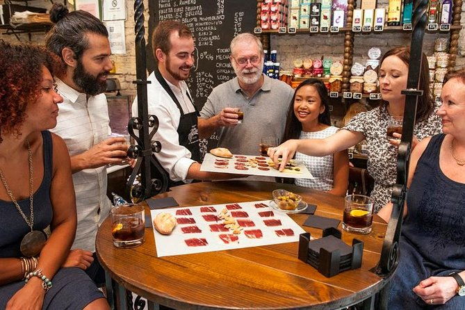 devour-seville-tapas-wine-small-group-tour-with-flamenco-show