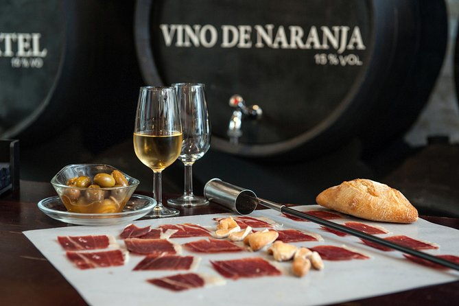 devour-seville-tapas-wine-small-group-tour-with-flamenco-show