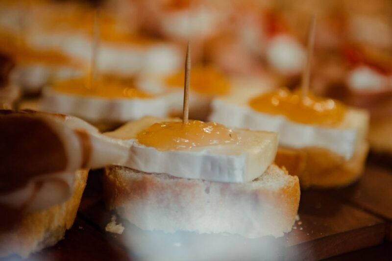 devour-venice-authentic-food-wine-guided-evening-tour