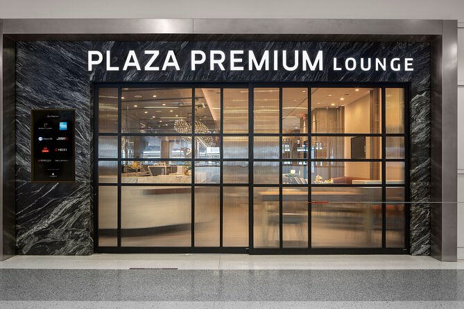 dfw-airport-plaza-premium-lounge-at-terminal-e