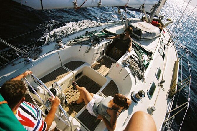 dia-island-small-group-sailing-trip-to-dia-island-with-lunch