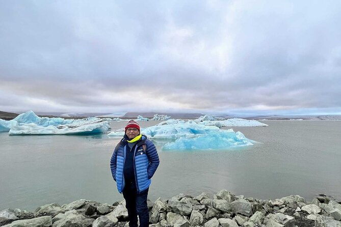 diamond-beach-jokulsarlon-floating-glacier-guided-day-tour
