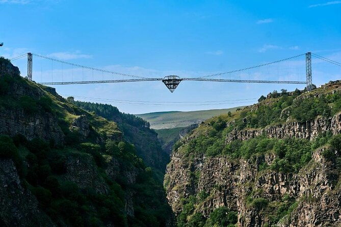 diamond-bridge-and-dashbashi-canyon-day-tour