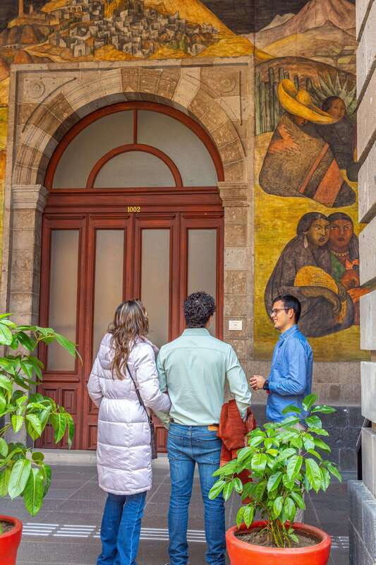 diego-rivera-at-the-living-museum-of-muralism