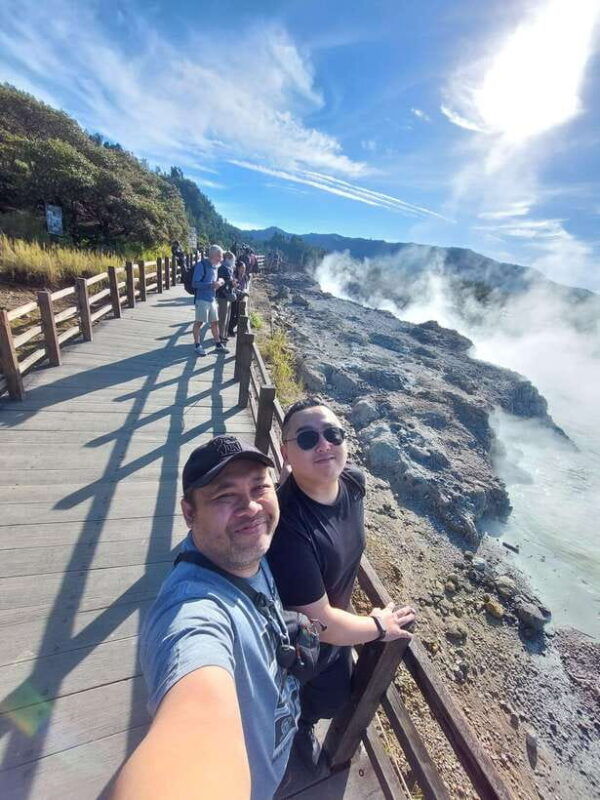 dieng-plateau-sikunir-golden-sunrise-trip-with-guide
