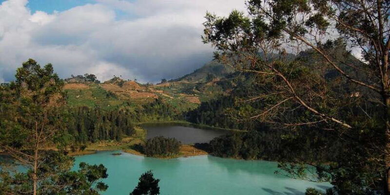 dieng-sikunir-golden-sunrise-and-dieng-plateau-tour