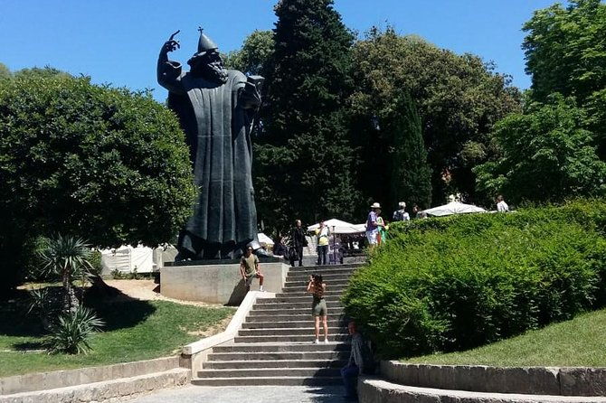 different-tour-of-split