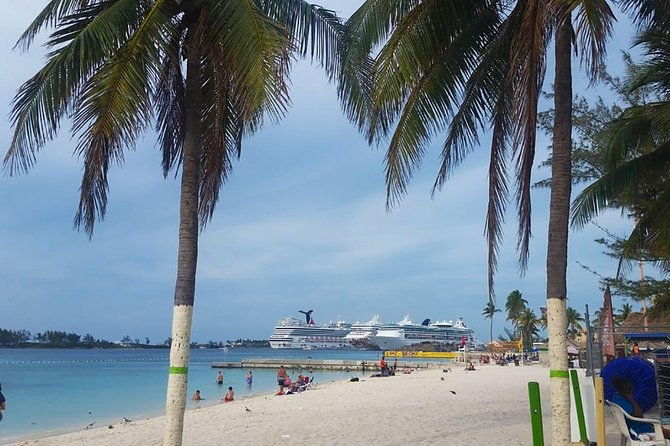 dilly-dally-walking-tour-of-nassau-attractions