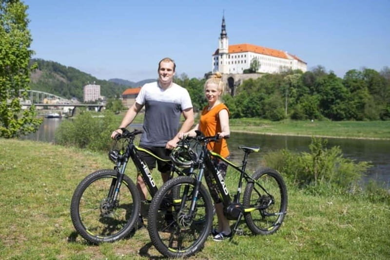 Dín: Electric Mountain Bike Rental - Discovering the Czech Republic on Two Wheels