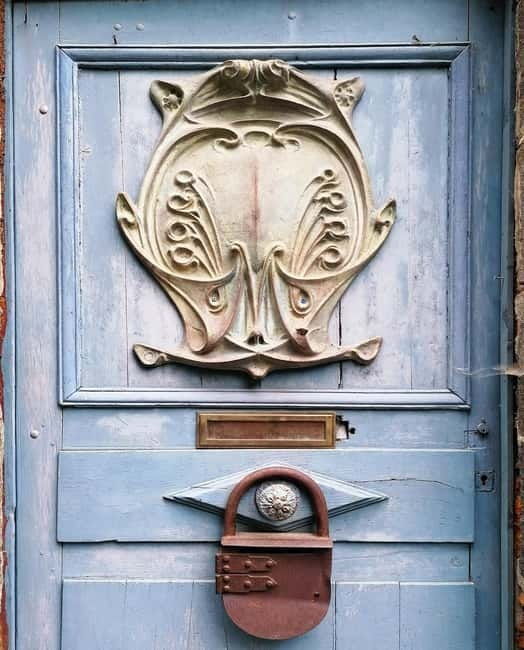Dinan: Outdoor escape game, The symbols of the apocalypse - Exploring Dinan with a Twist: The Outdoor Escape Game