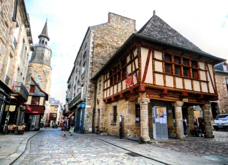 dinan-private-guided-walking-tour