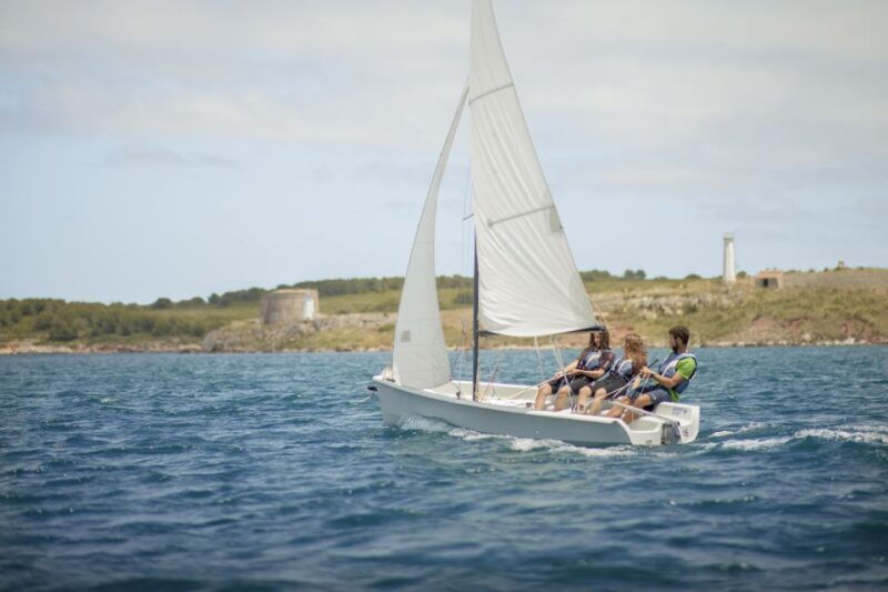 dinghy-sailing-lesson-in-menorca