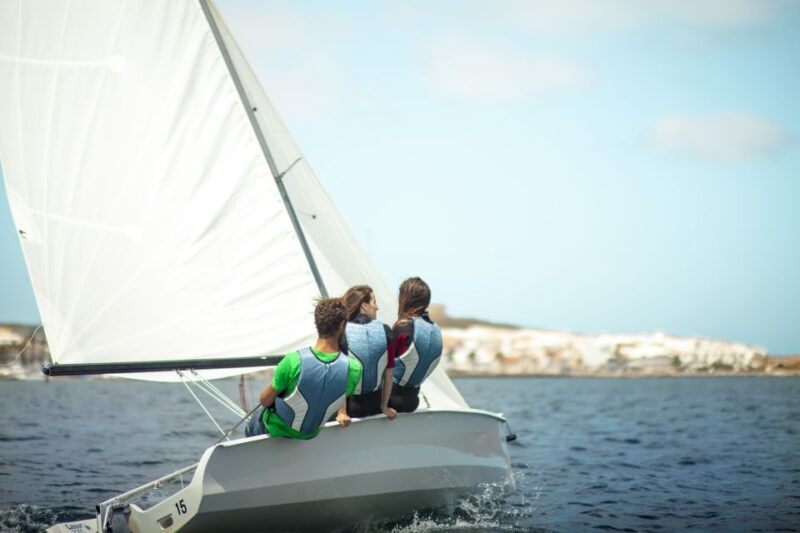 dinghy-sailing-lesson-in-menorca