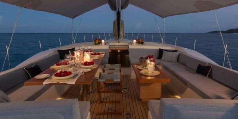 dining-boat-in-negombo