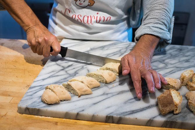 dining-experience-at-a-locals-home-in-mola-di-bari-with-show-cooking