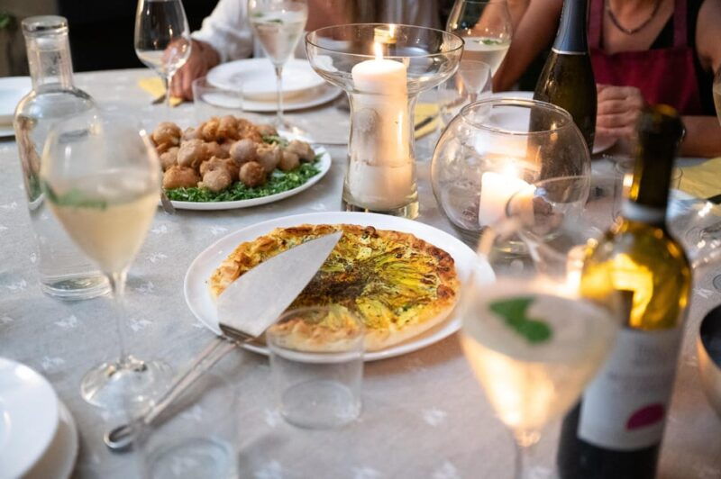 dining-experience-at-a-locals-home-with-lake-view